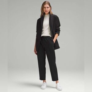 Lululemon Tapered-Leg Mid-Rise Trouser 7/8 Length *Luxtreme! Black! W Small.
